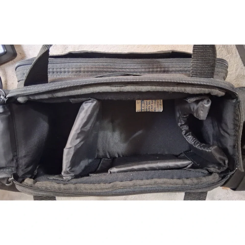 Vtg JVC GR-AX841U VHS-C Camcorder Bundle PARTS REPAIR ONLY Case Logic Bag Charge